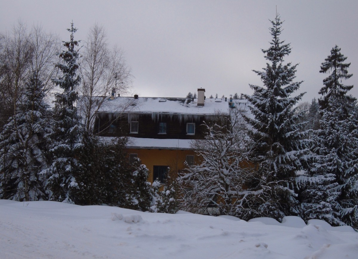032-15.jpg