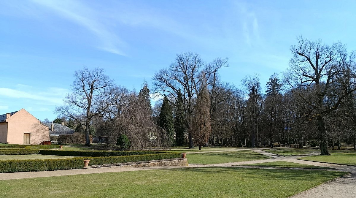 zámecký park v Manětíně