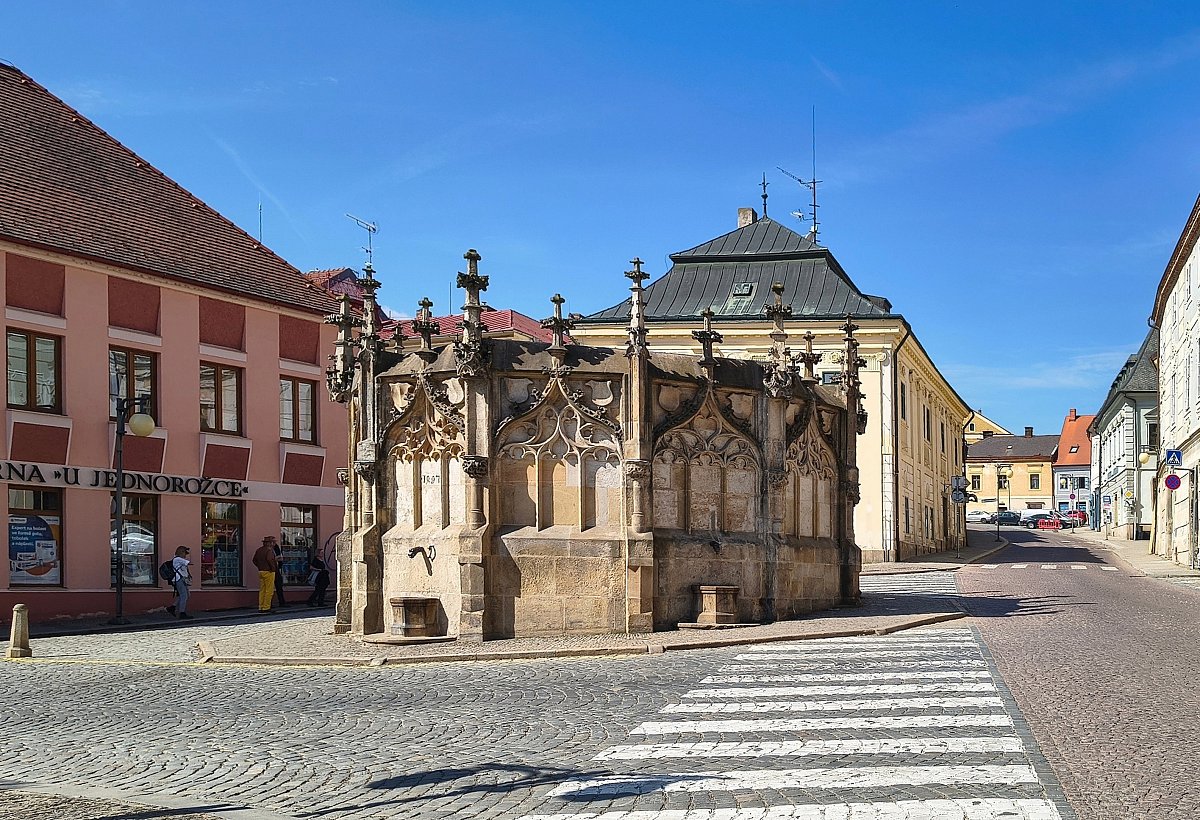 Kutná Hora - pozdně gotická kašna