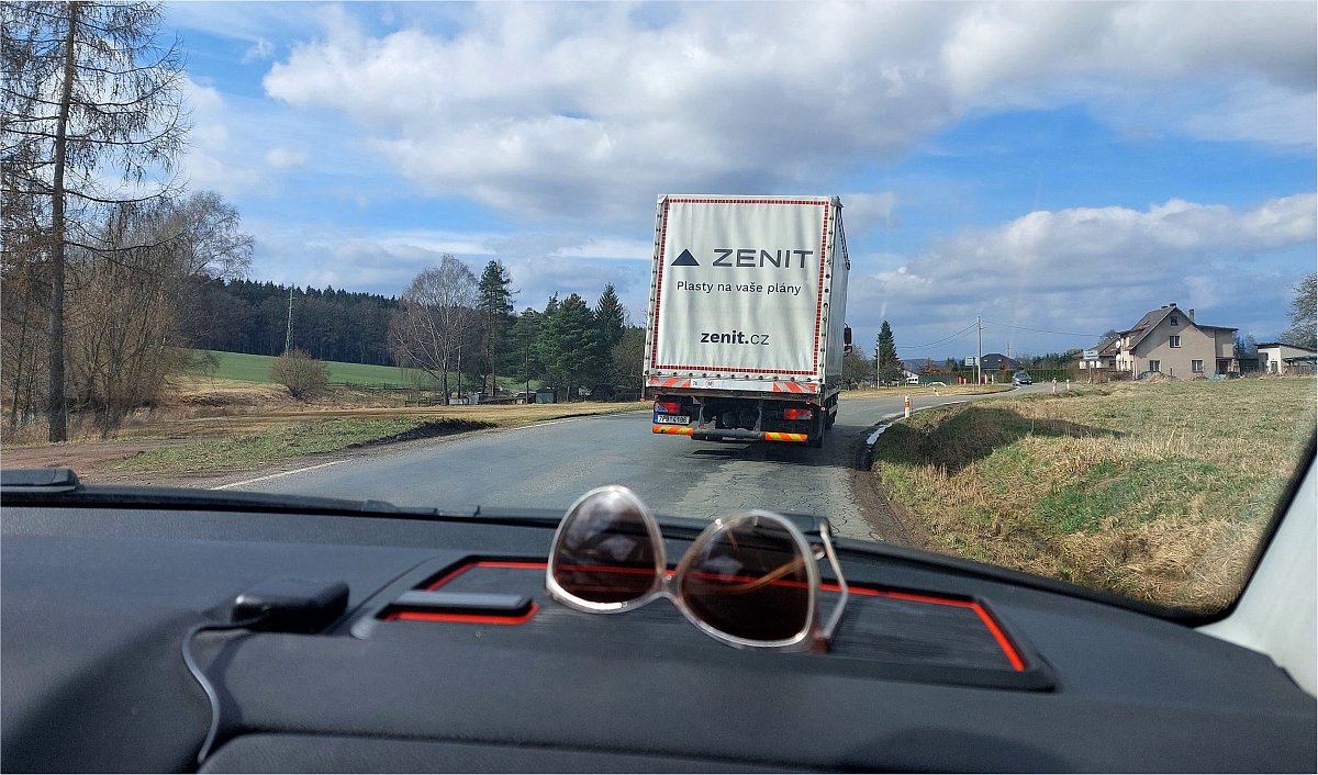 Za zenitem