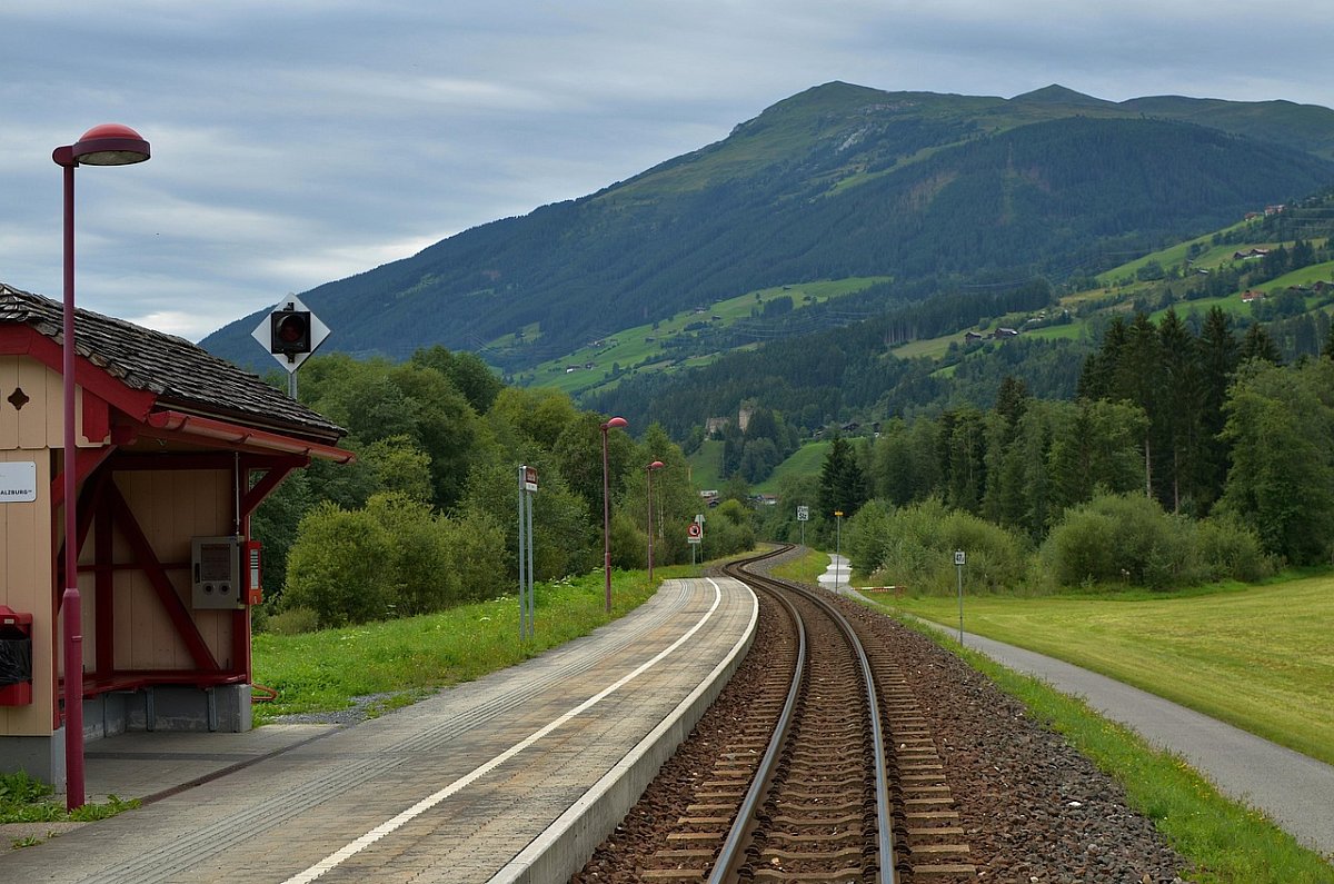jerzygorecki-station-4447549-1280.jpg